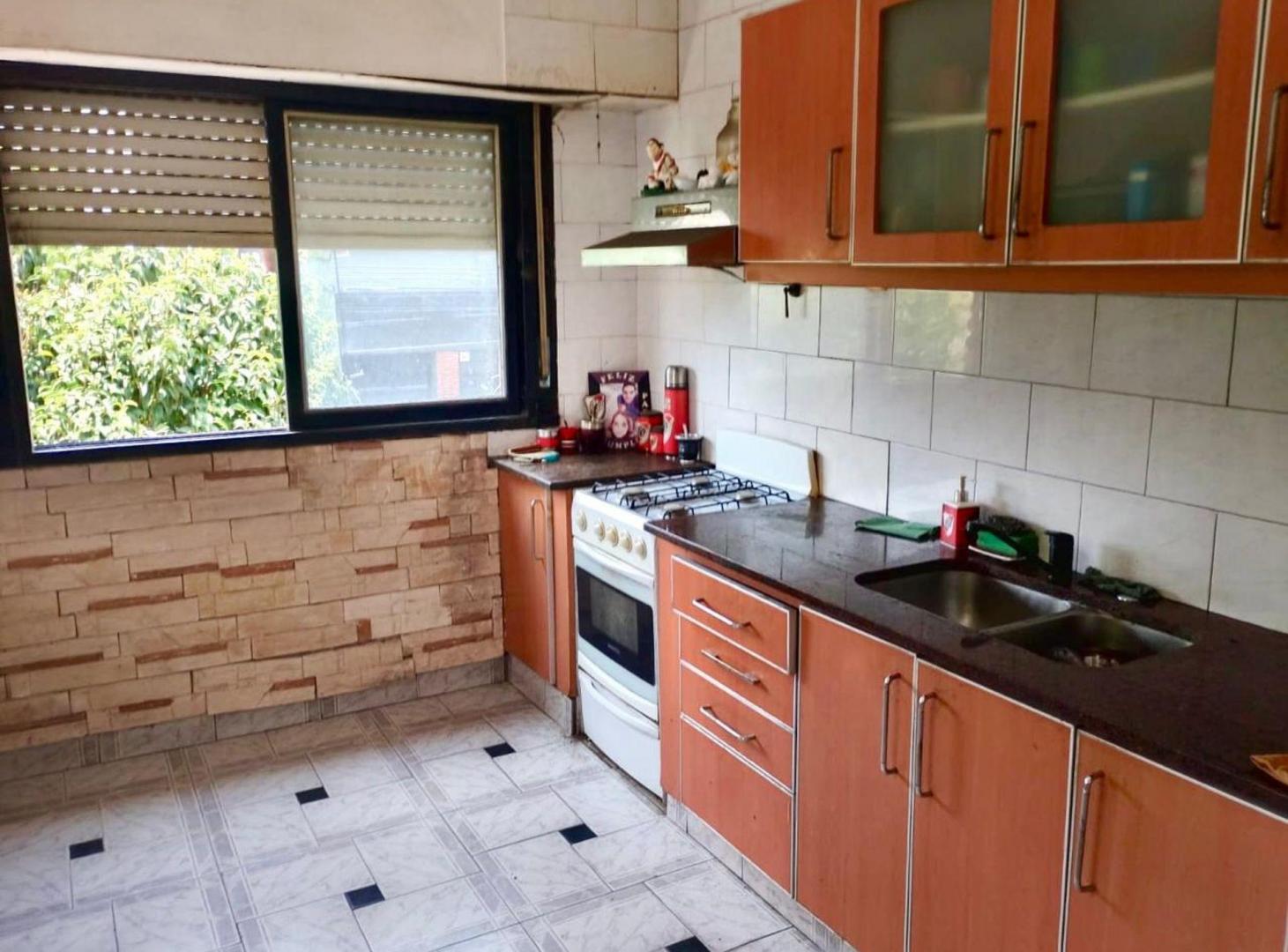 Foto de VENTA PH 4 AMBIENTES CASEROS TERRAZA, imagen 5