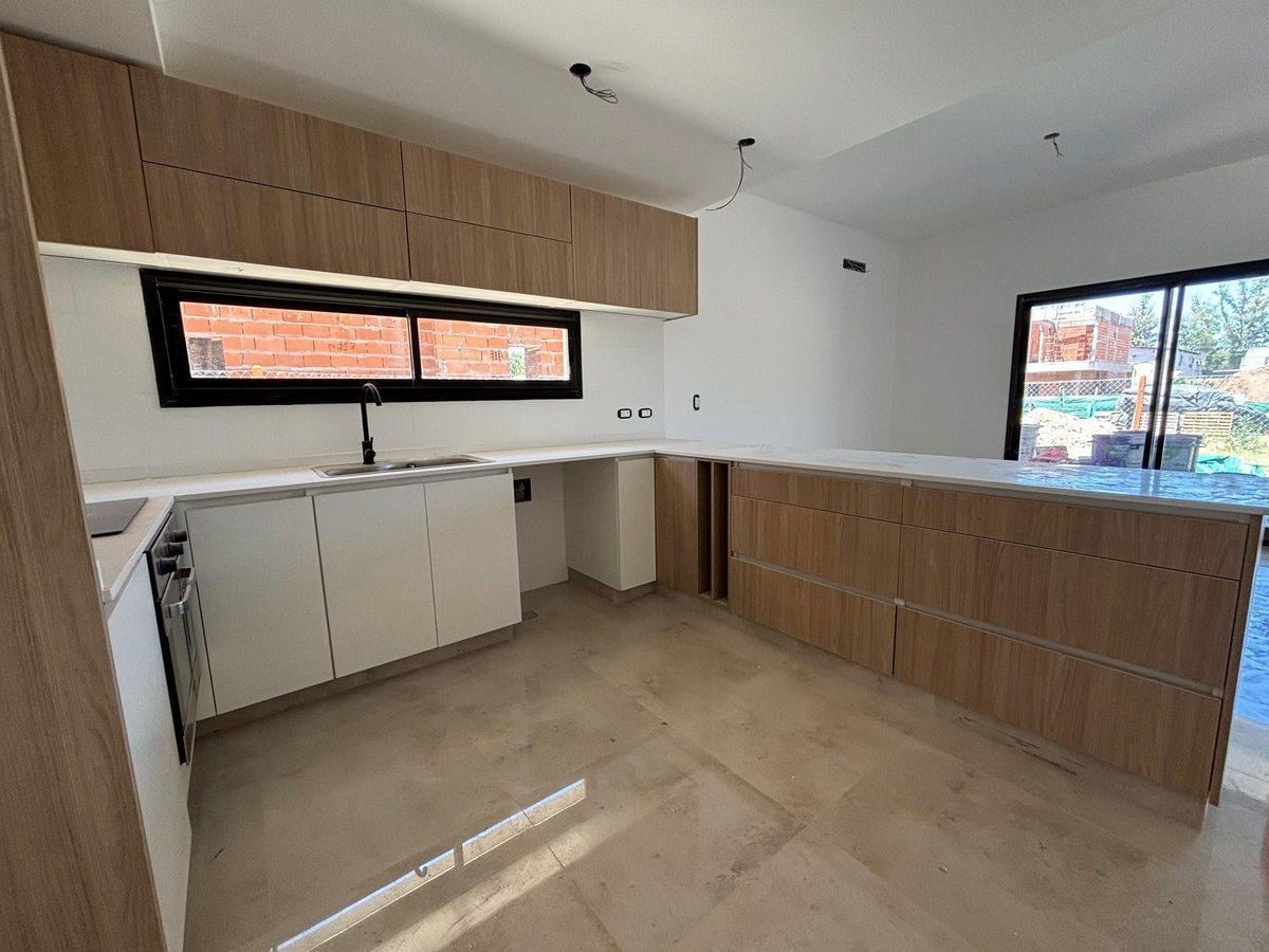 Foto de DUPLEX 4 AMB EN VENTA EN SPRINGPARK A ESTRENAR, imagen 4