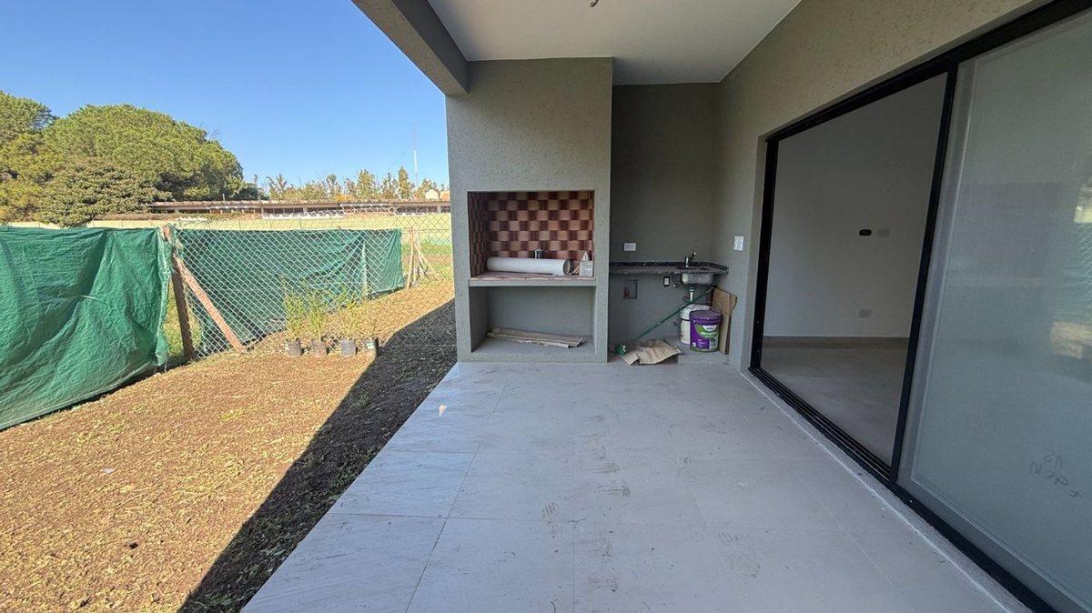 Foto de DUPLEX 4 AMB EN VENTA EN SPRINGPARK A ESTRENAR, imagen 2