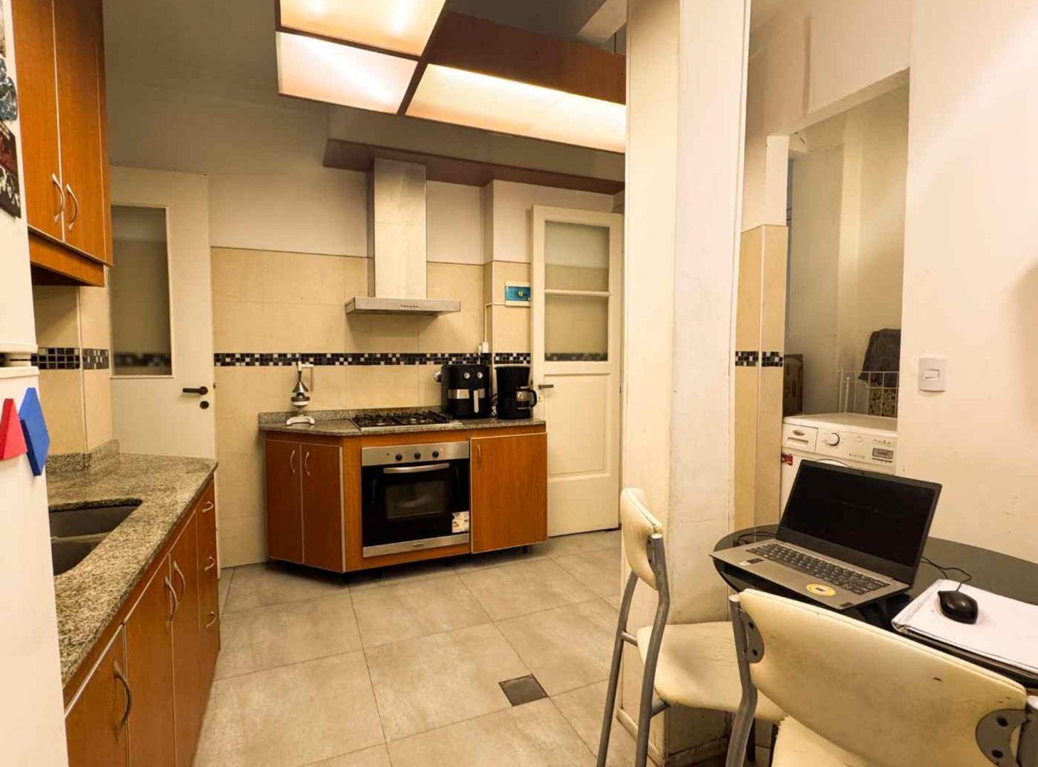 Foto de VENTA DEPARTAMENTO 3 AMB PALERMO REFACCIONADO, imagen 2