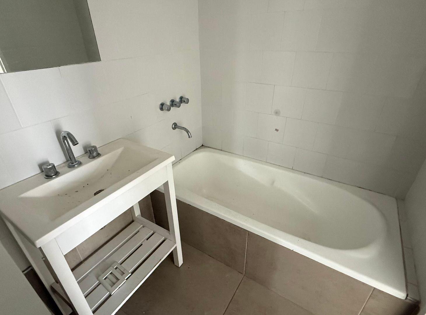 Foto de VENTA DPTO 3 AMB CON COCHERA - CLUB BAMBOO, PILAR, imagen 2