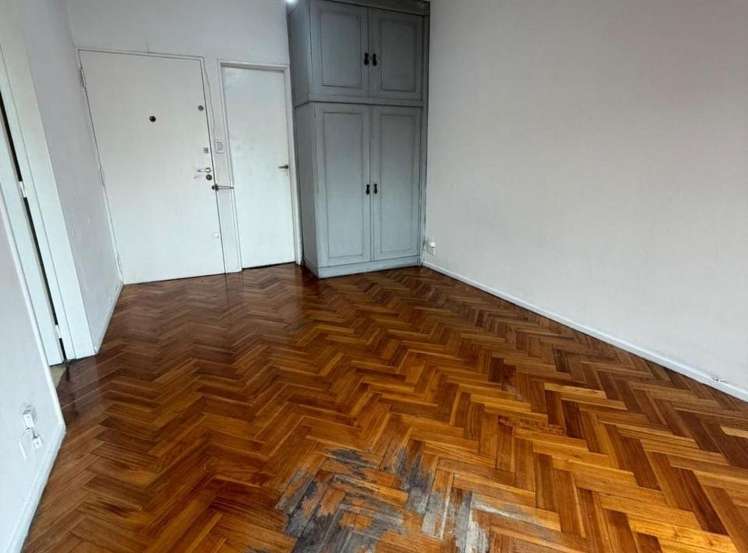 Foto de Venta Monoambiente amplio con balcón en San telmo, imagen 1