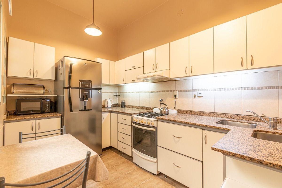 Foto de Venta PH Colegiales 3 amb cochera cubierta patio, imagen 1