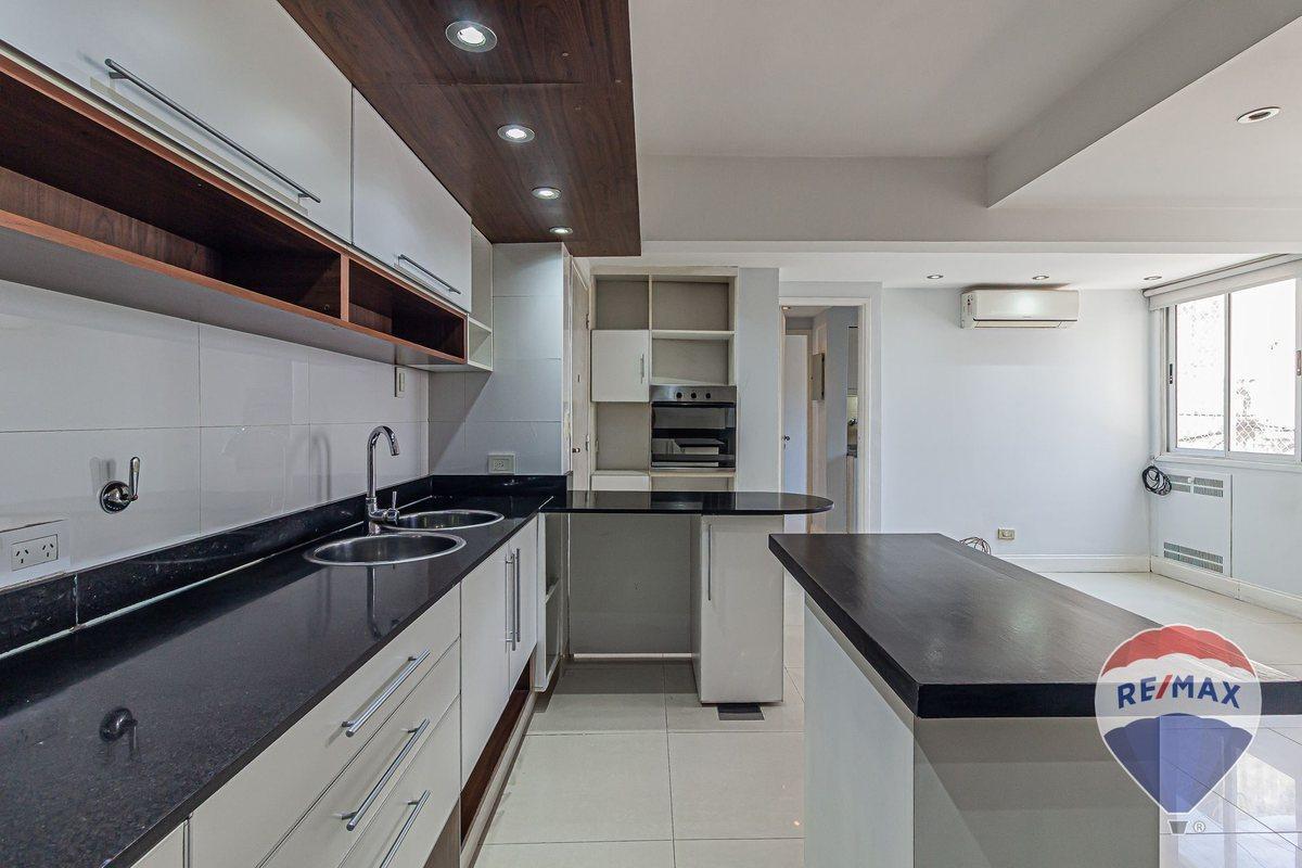 Foto de RECOLETA VENTA DEPARTAMENTO 6 AMB. VIGILANCIA 24HS, imagen 4
