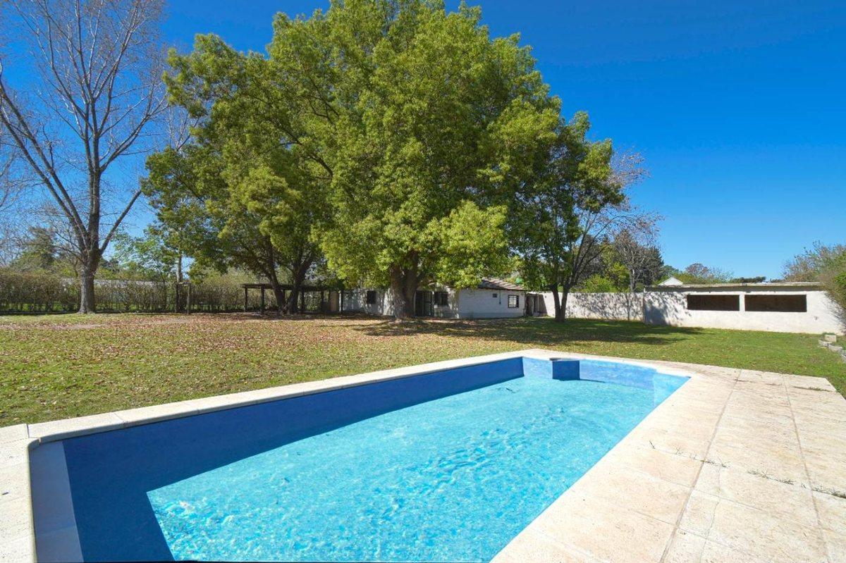 Foto de VENTA QUINTA C/PILETA FRANCISCO ALVAREZ PERMUTA!!!, imagen 1
