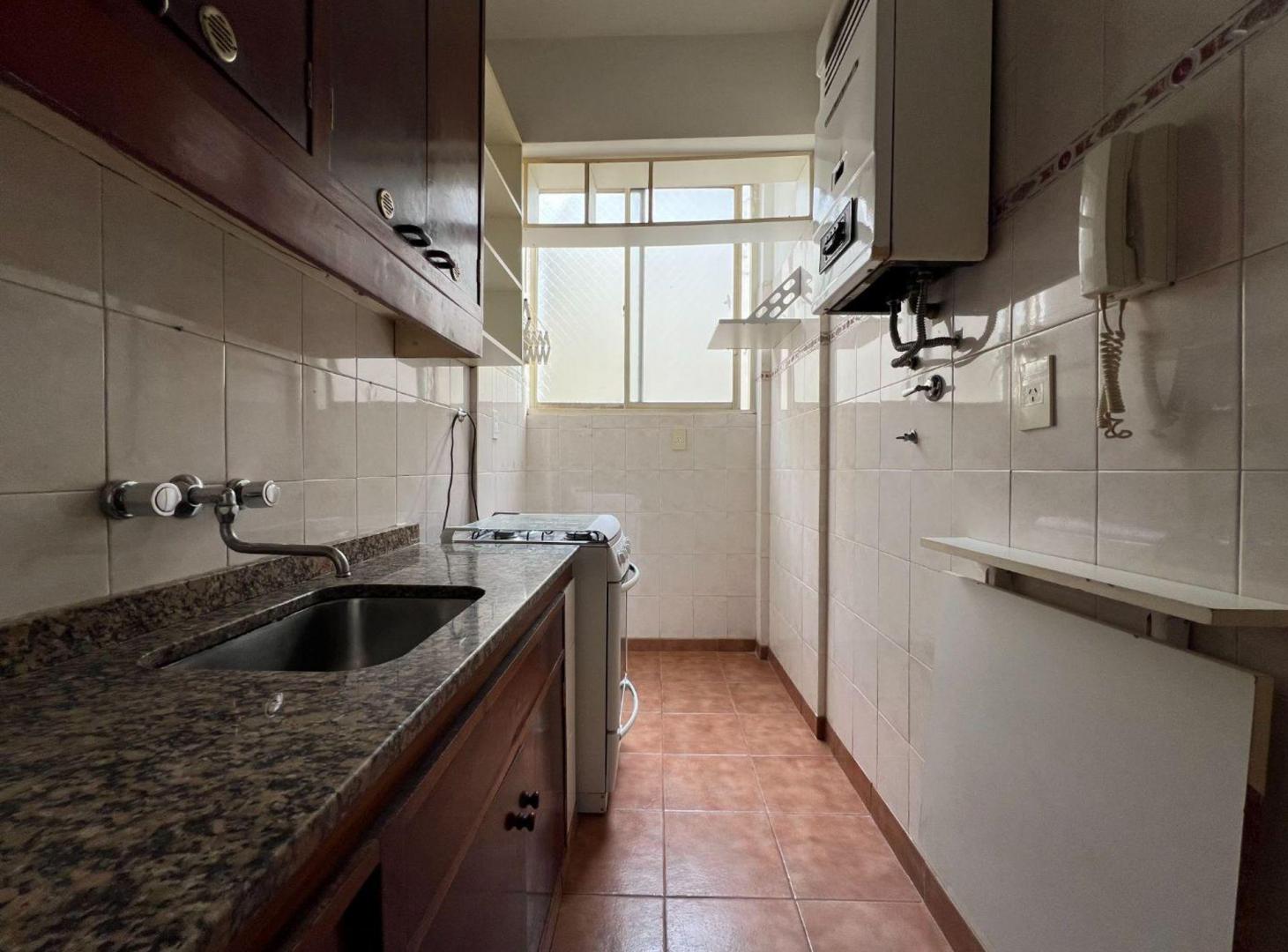 Foto de Departamento en Alquiler de 2 Ambientes en Olivos, imagen 2