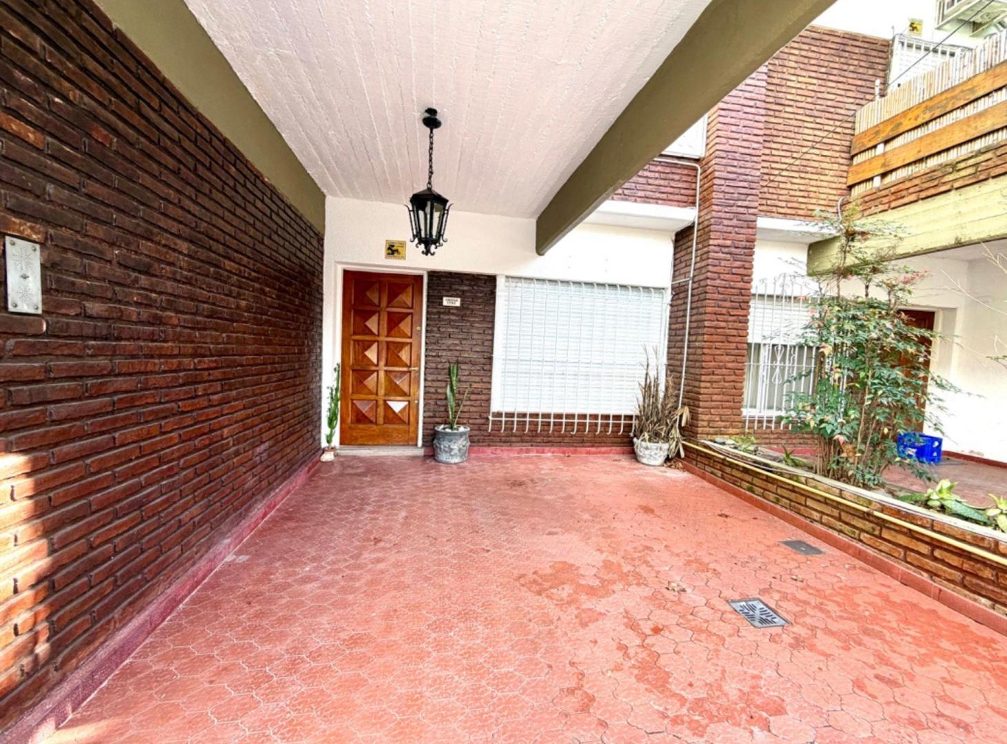 Foto de ALQUILER PH4 AMB COCHERA Y PATIO FLORIDA VTE LOPEZ, imagen 4