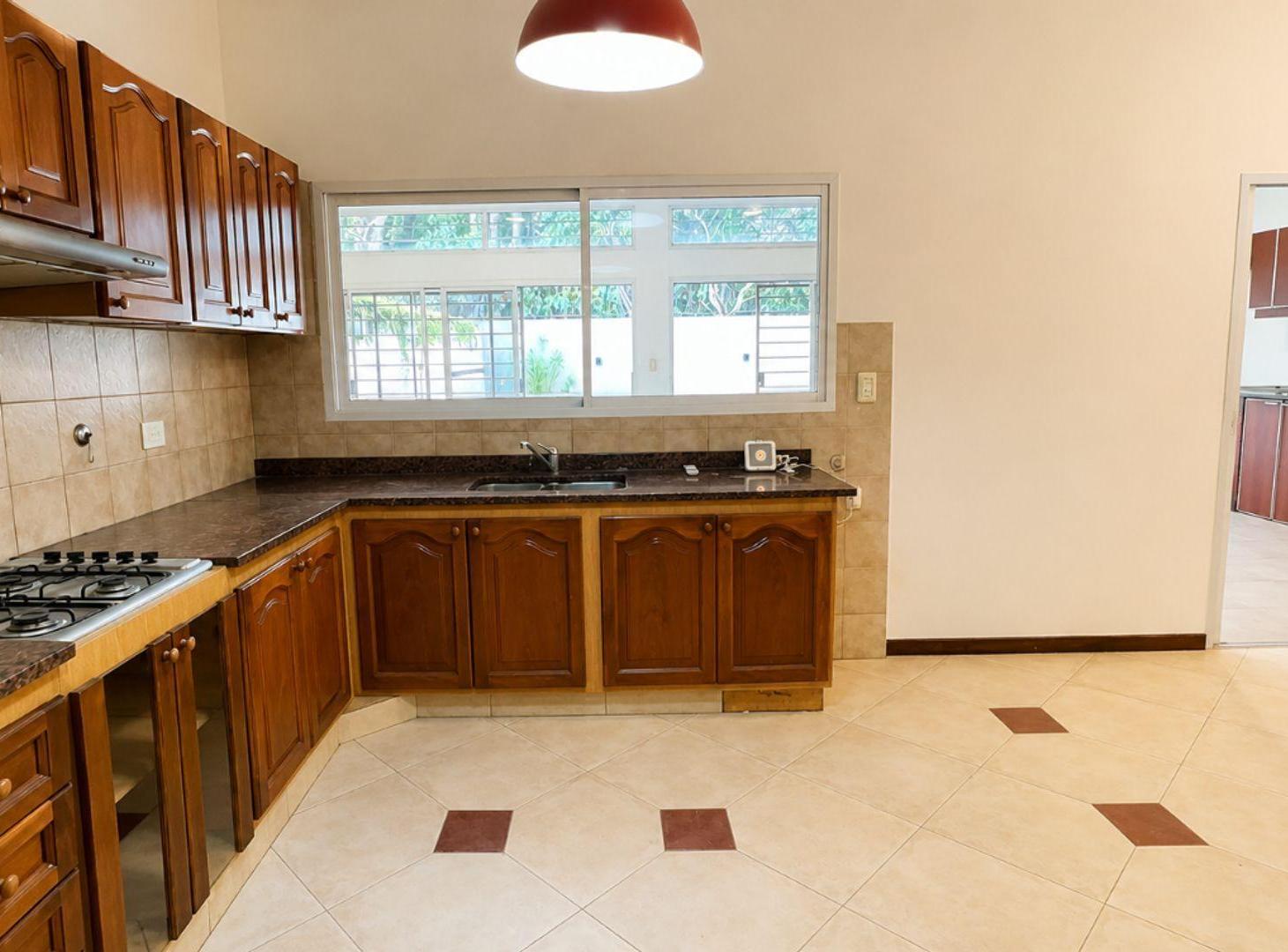 Foto de CASA 3 AMB VENTA GOLF SAN ANDRES -PILETA Y QUINCHO, imagen 5
