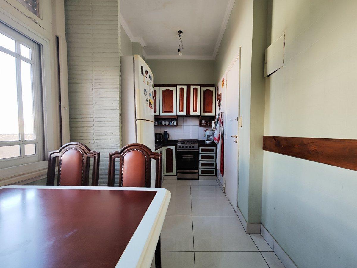 Foto de VENTA DPTO 4 AMB EN FLORES C/TERRAZA Y QUINCHO, imagen 1