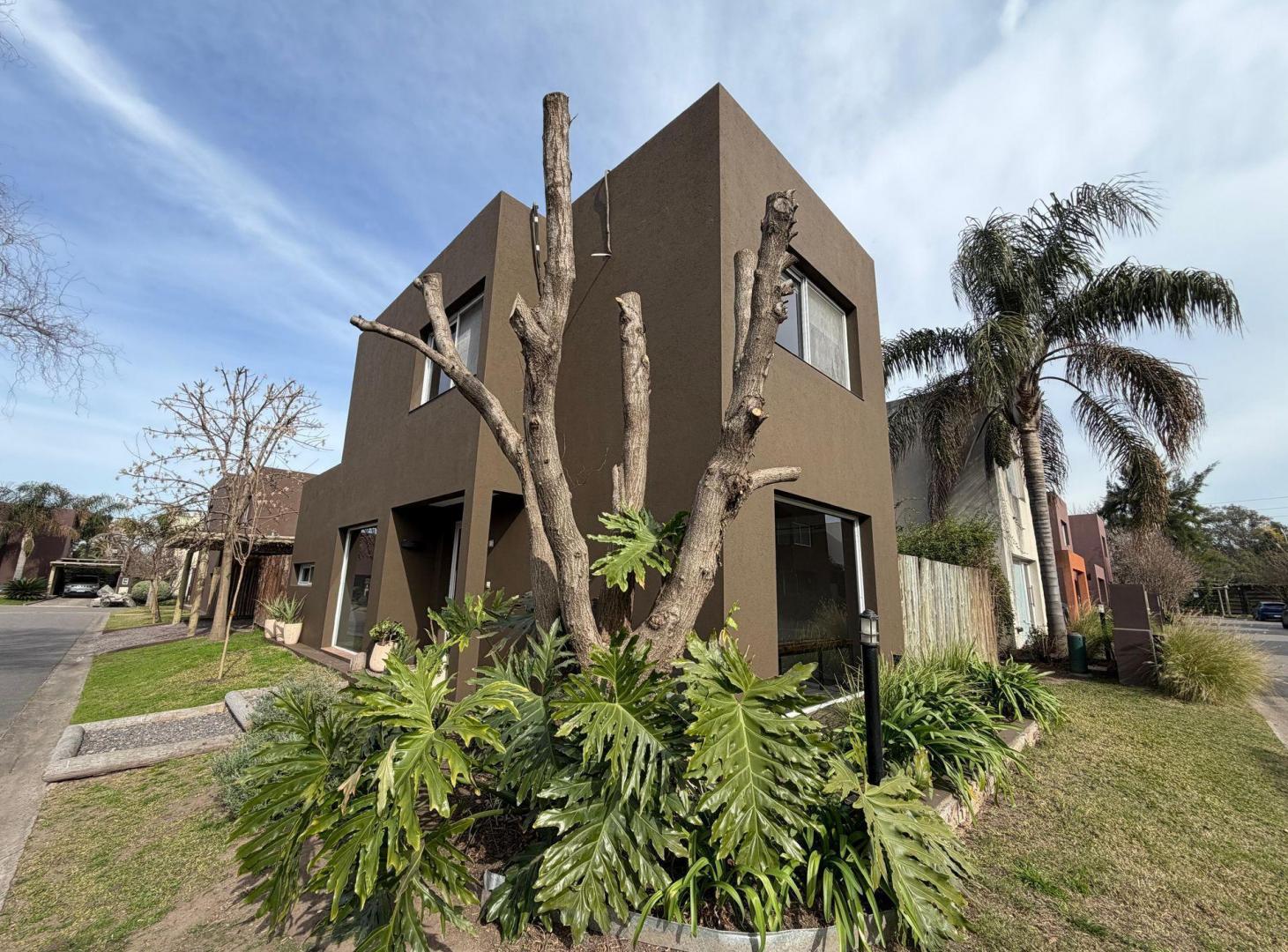 Foto de VENTA CASA 4AMB B°CALIFORNIA VILLAGE APTO CREDITO, imagen 5