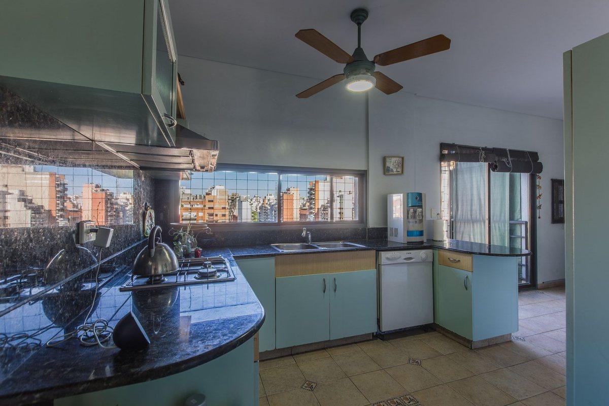 Foto de VENTA CABALLITO DEPTO. DÚPLEX 5 AMB C/DOS COCHERAS, imagen 1