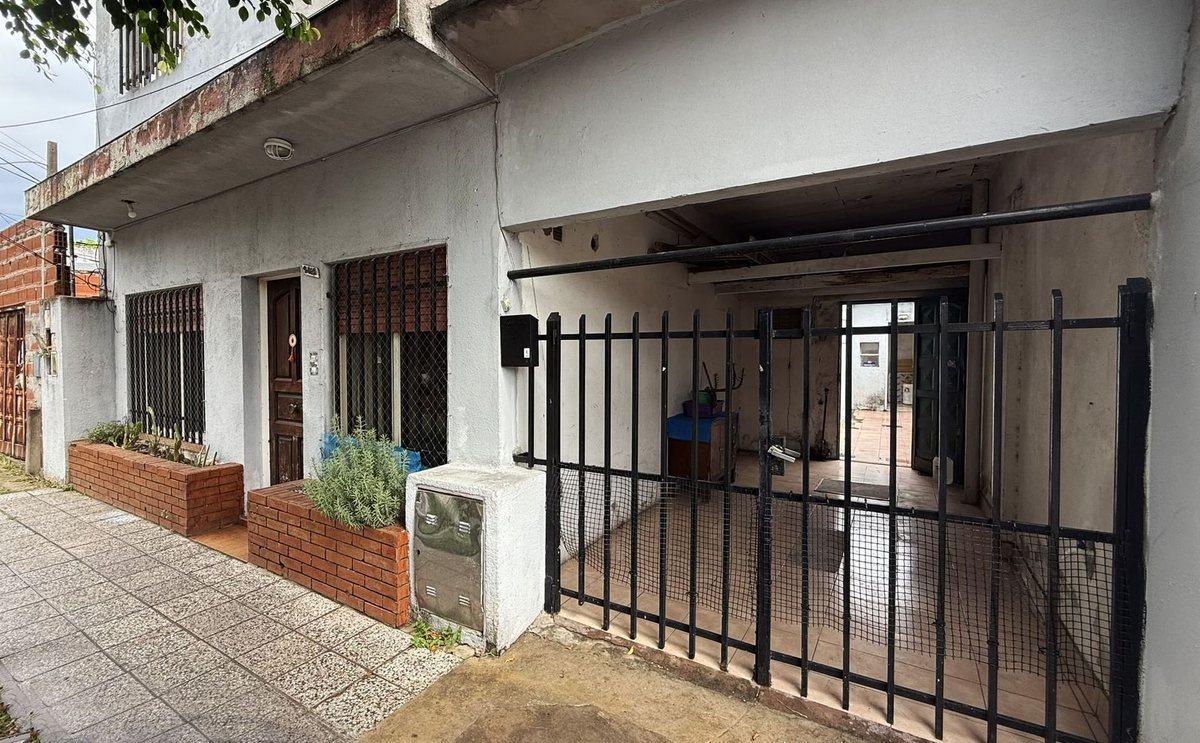 Foto de VENTA - Vivienda multifamiliar - El Palomar, imagen 3
