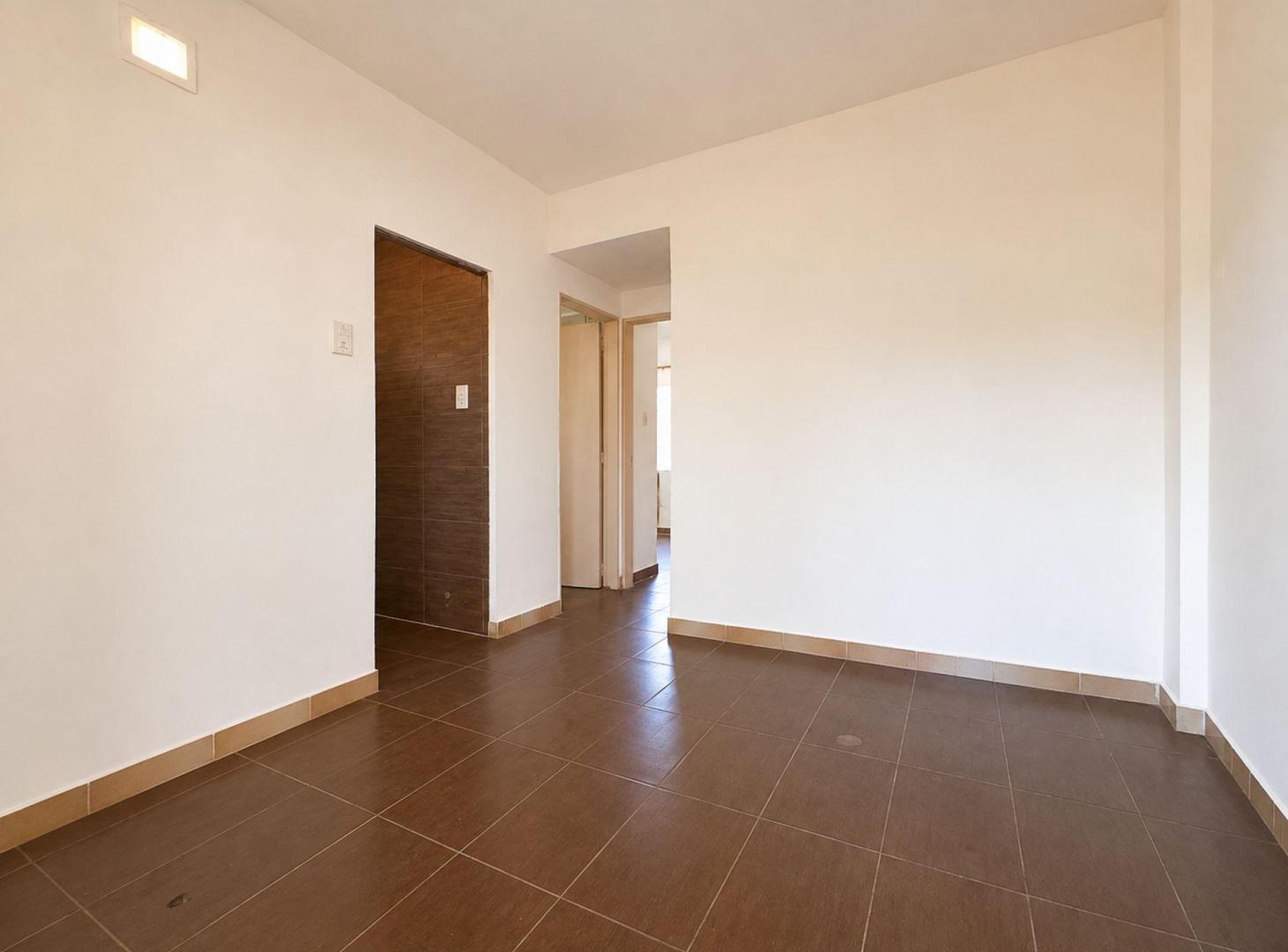 Foto de VENTA DPTO 3 AMB - VILLA CELINA C/ COCHERA, imagen 4