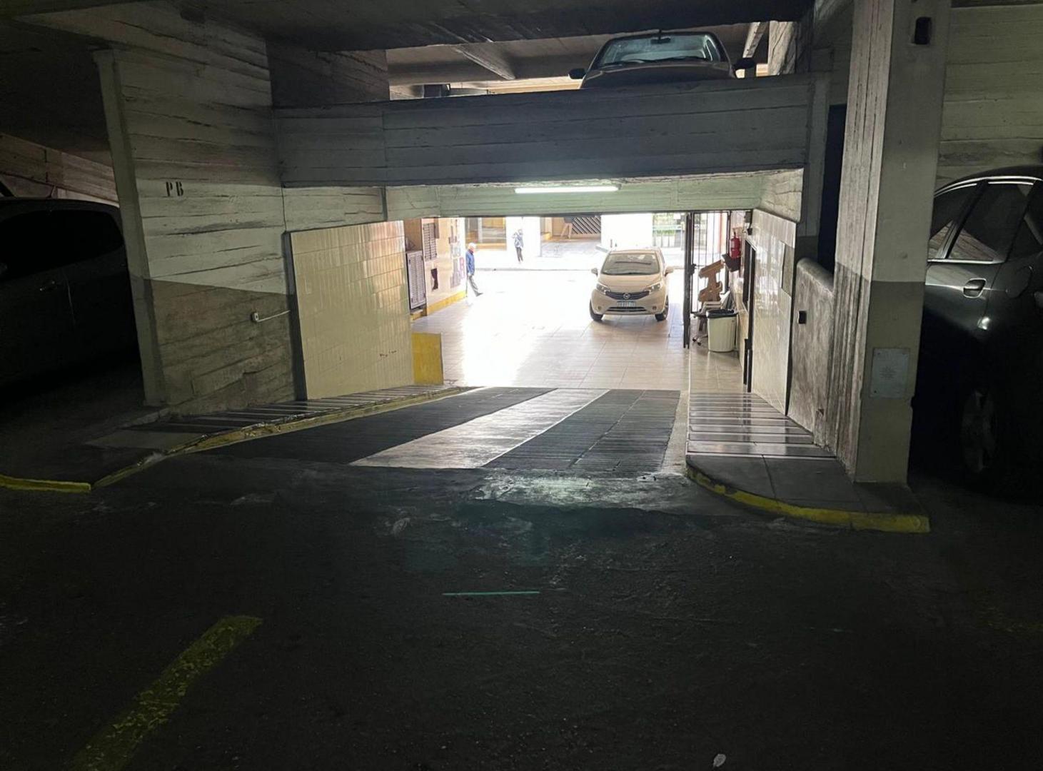 Foto de Cochera fija en VENTA. Belgrano, planta baja., imagen 1