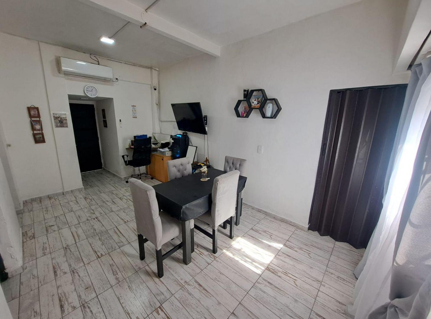 Foto de PH 3 Ambientes Venta Caseros Terraza, imagen 1
