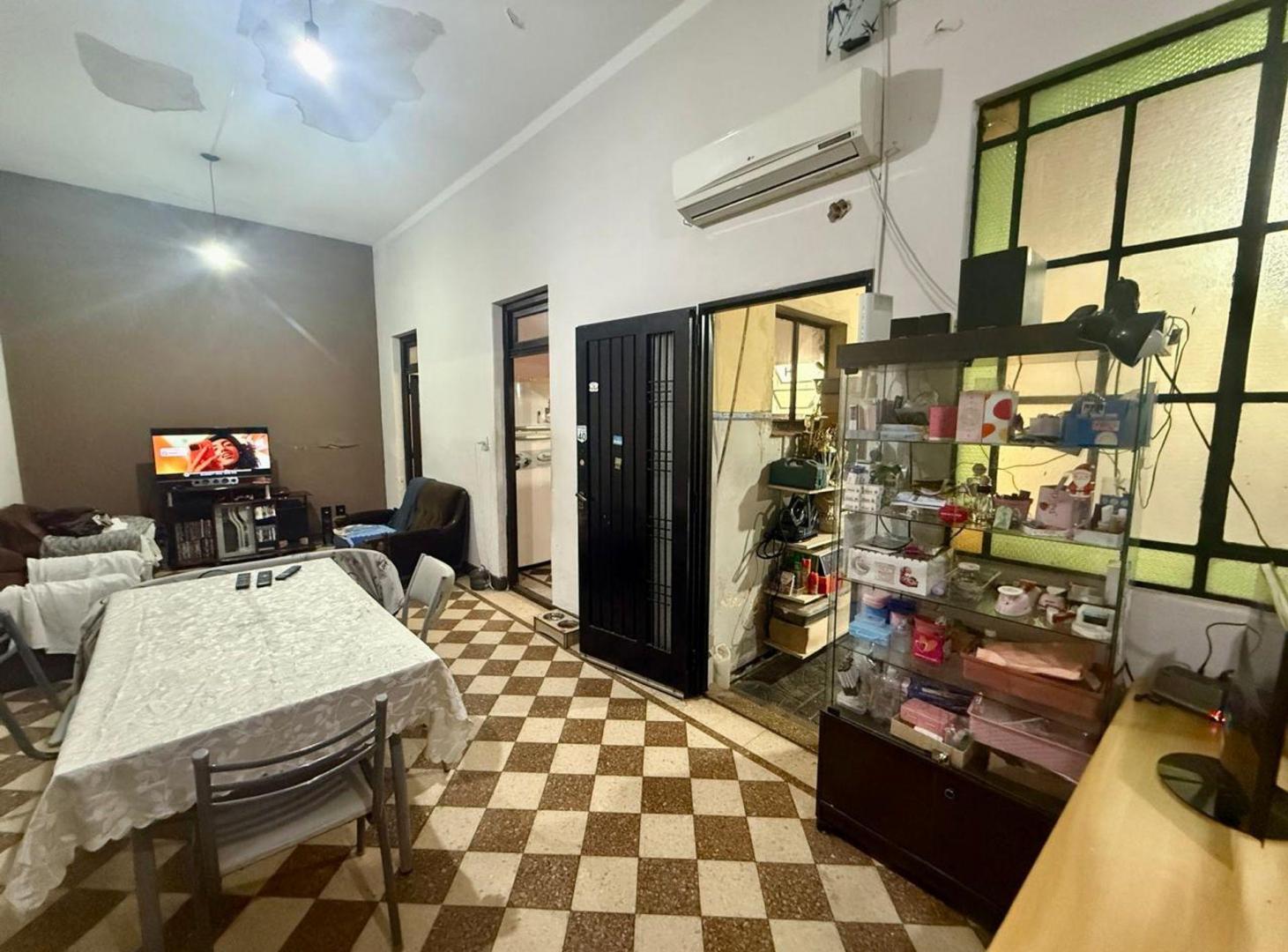 Foto de VENTA EN BLOCK CASA 3 AMBIENTES +LOCAL, imagen 2