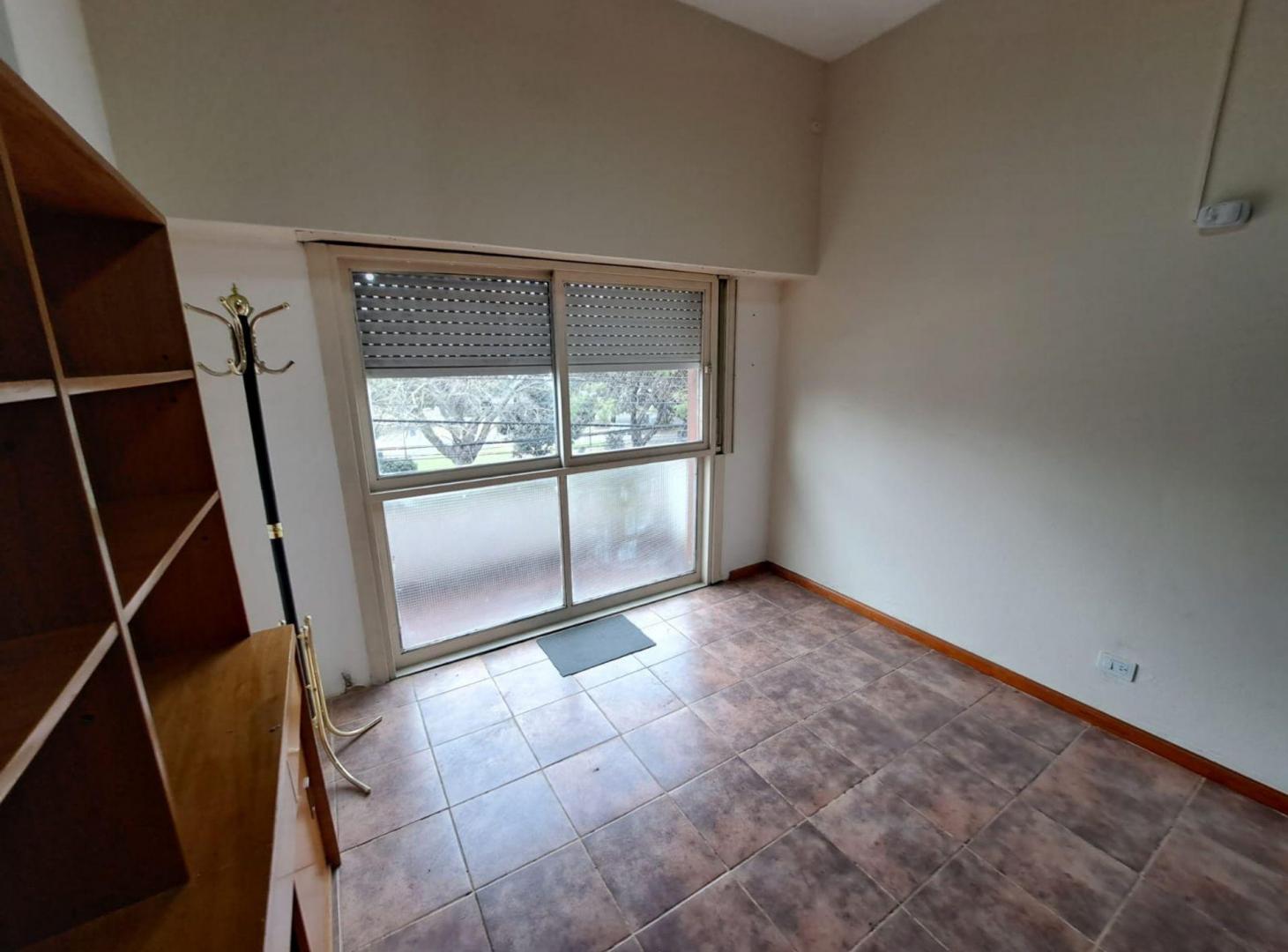 Foto de Oficina Venta Caseros Esquina San Martín y Alberdi, imagen 2