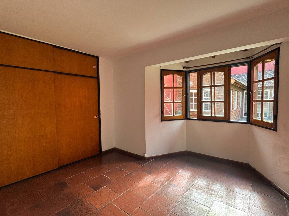 Foto de VENTA PH 5AMB JARDIN/QUINCHO/COCHERA A/C V.LOPEZ, imagen 2