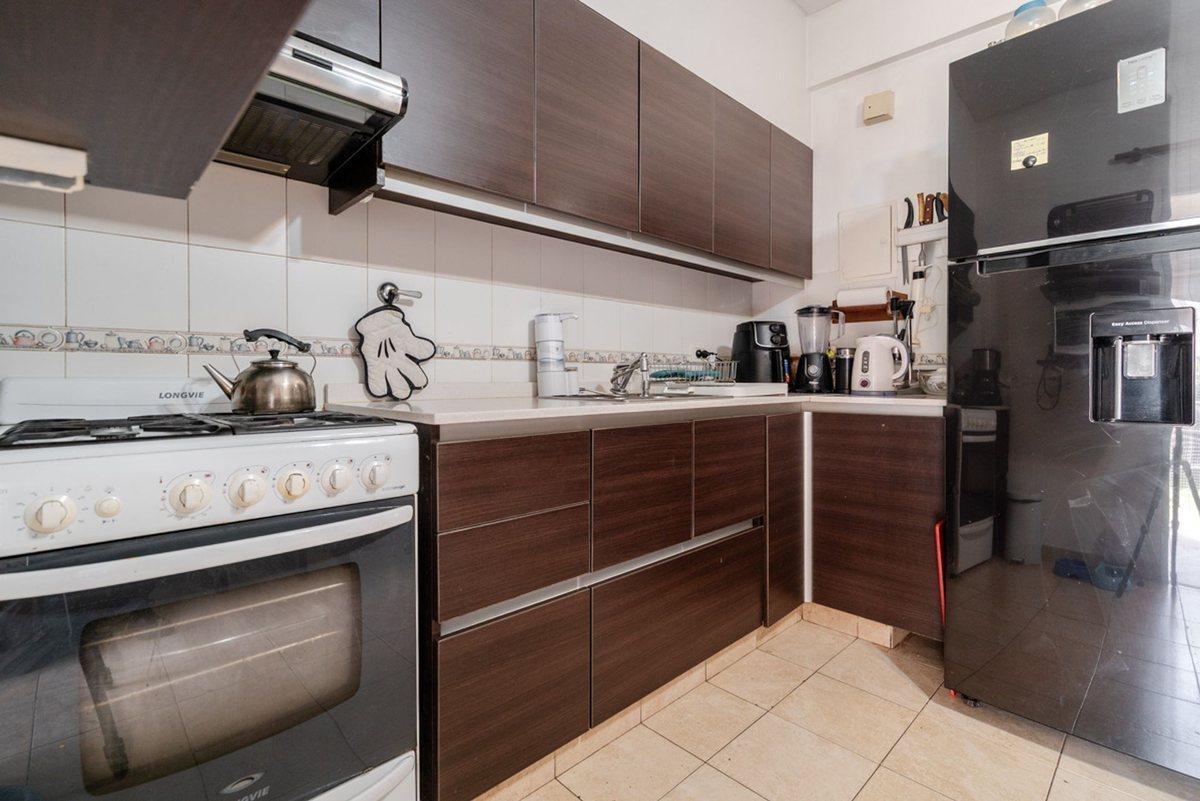 Foto de PH Carapachay Venta 4 amb. Jardín Cochera Parrilla, imagen 4