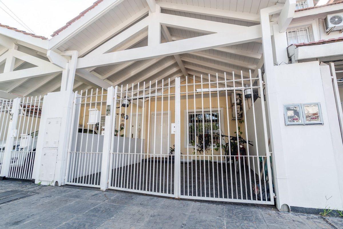 Foto de PH Carapachay Venta 4 amb. Jardín Cochera Parrilla, imagen 1