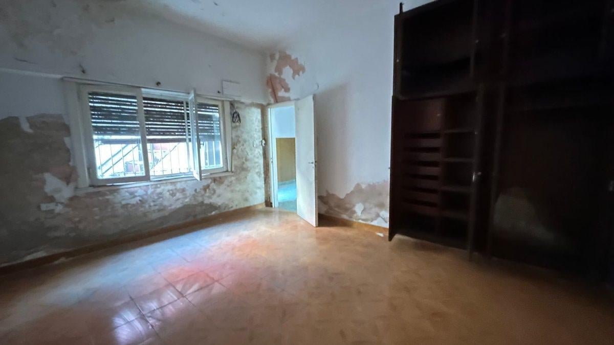 Foto de VENTA PH MONO FLORIDA OESTE A REFACCIONAR, imagen 3