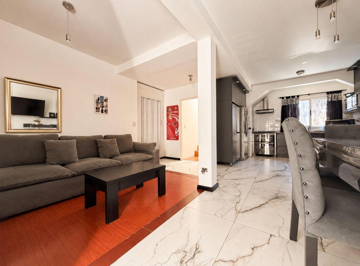 Foto de VENTA PH 4 AMB EN DEVOTO - COCHERA Y TERRAZA, imagen 3