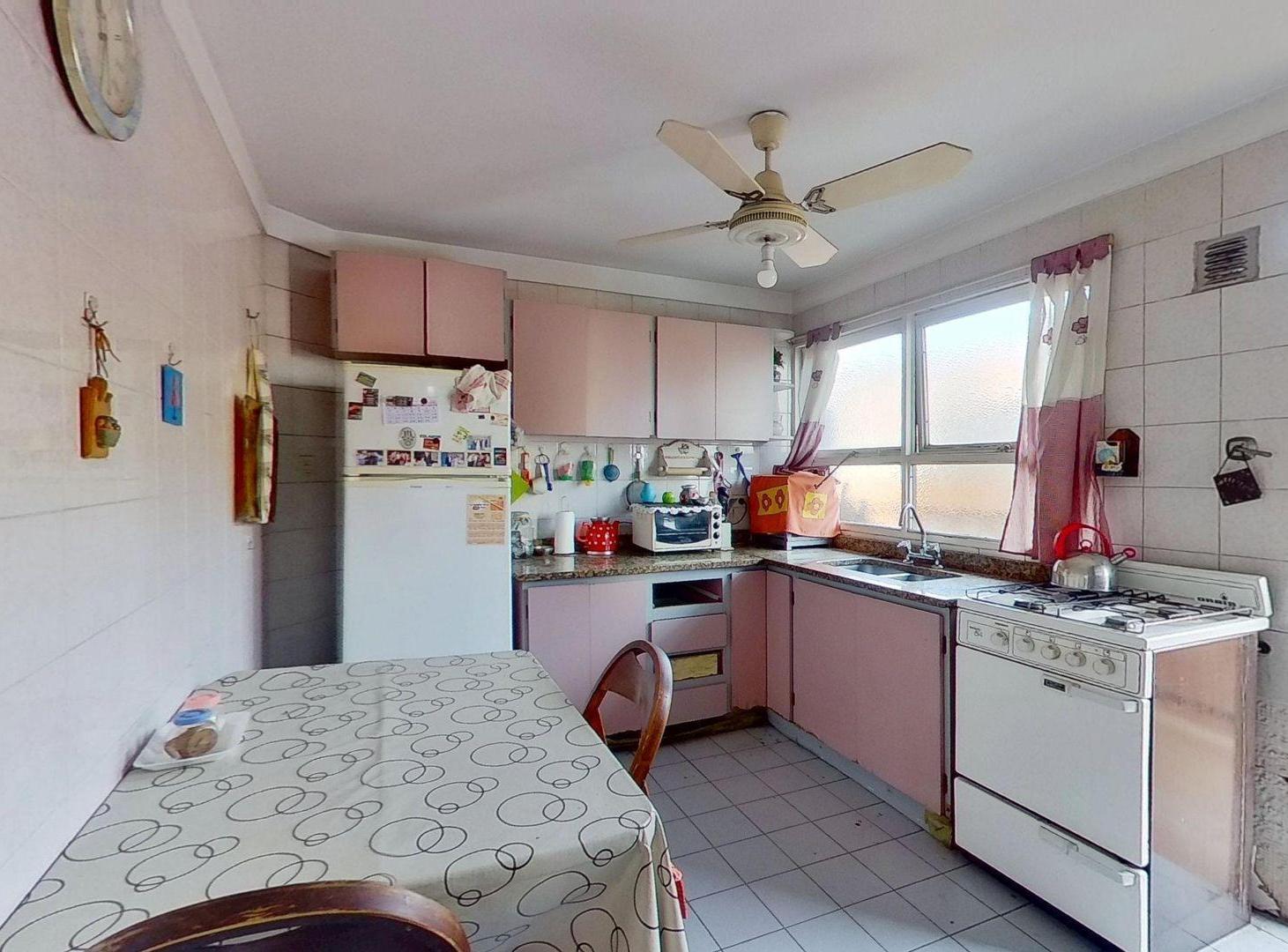 Foto de VENTA !!! VILLA URQUIZA 3 AMB CON BALCON, imagen 2