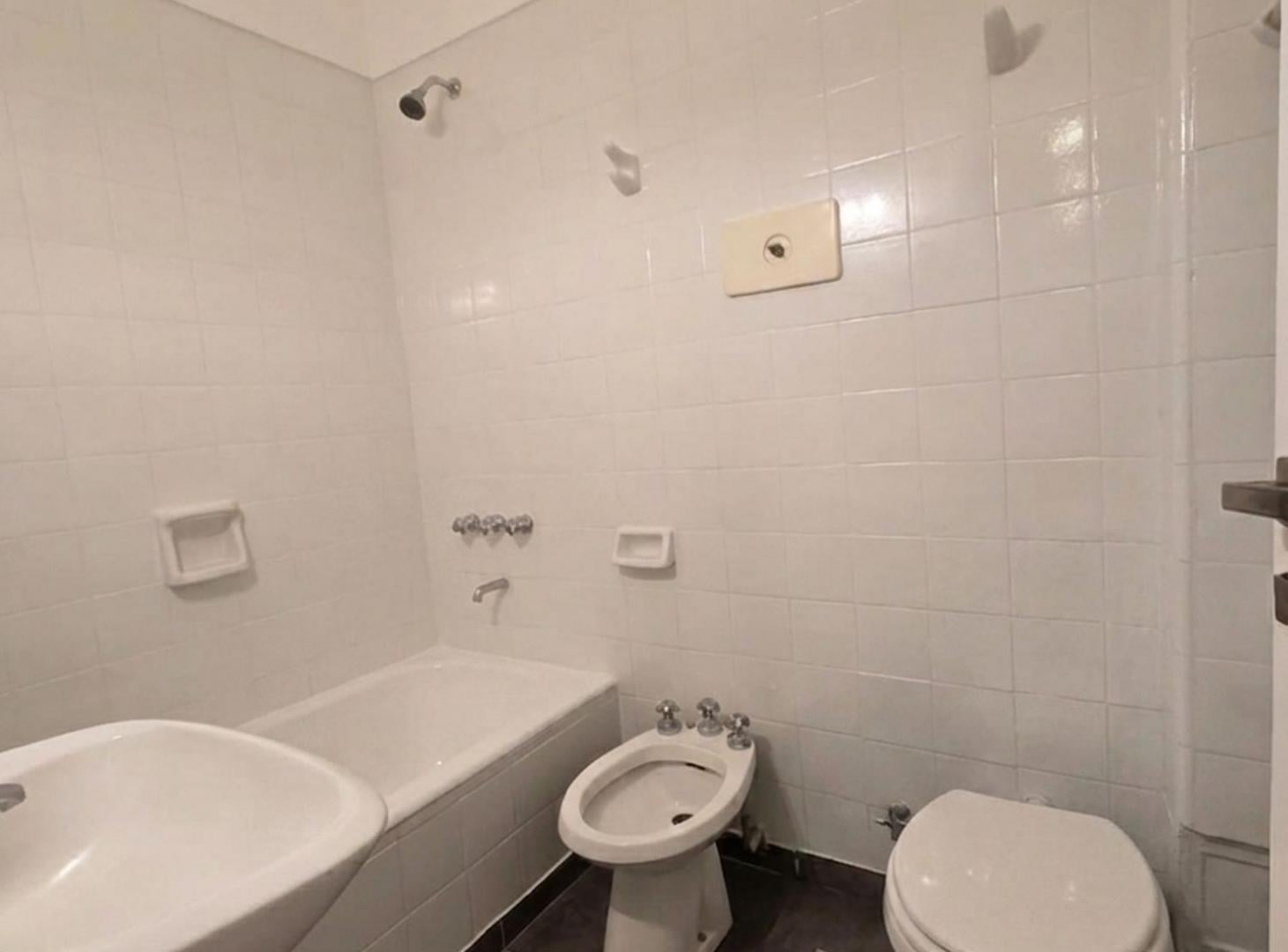 Foto de Venta dpto 2 ambientes con patio Caballito, imagen 2