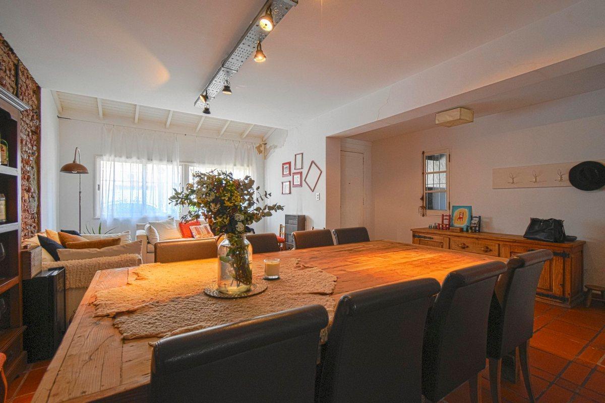 Foto de Venta casa con quincho y pileta La Lucila, imagen 4