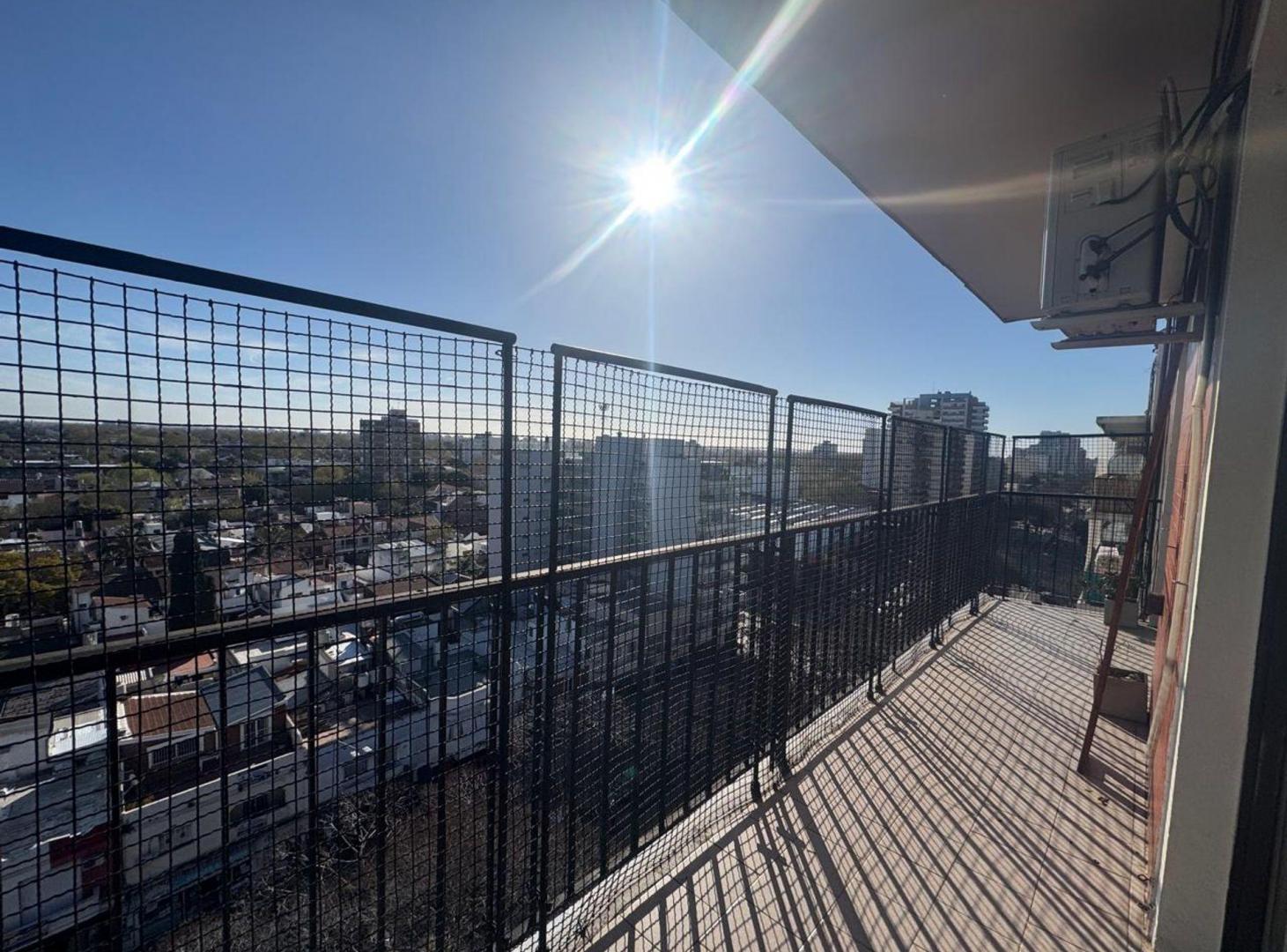 Foto de Venta departamento 3 amb c/Balcon en Vicente Lopez, imagen 2