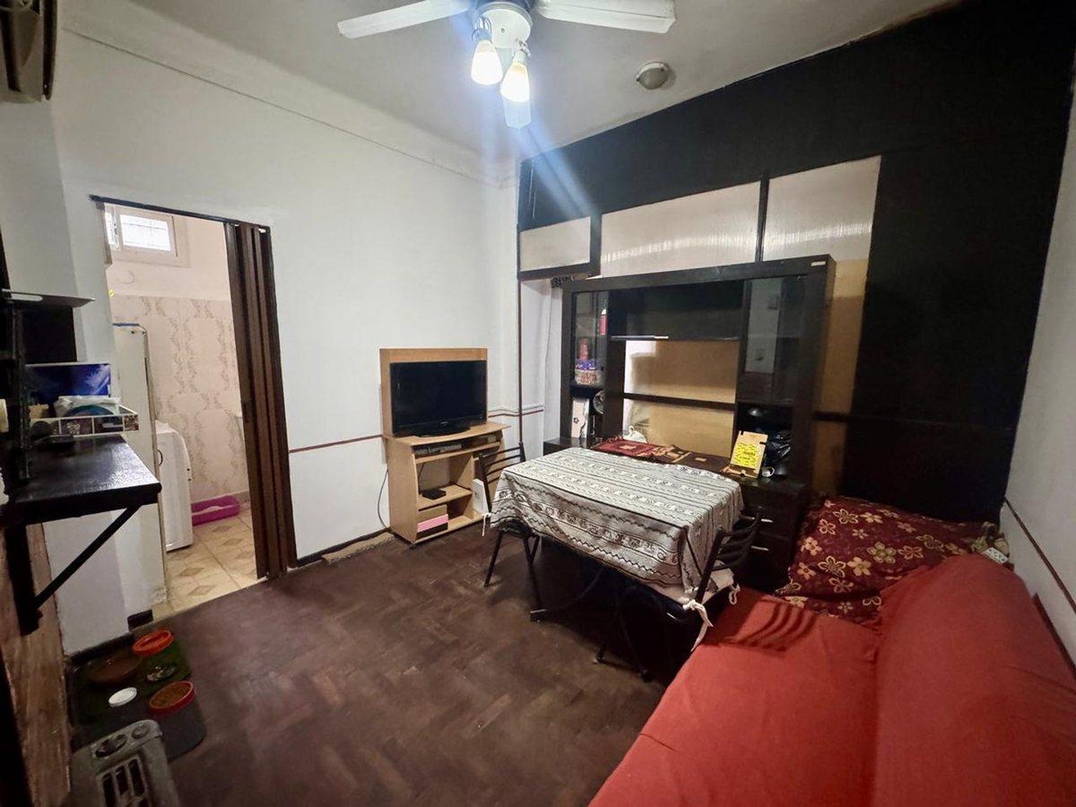 Foto de Venta Monoambiente con división en Barracas, imagen 1
