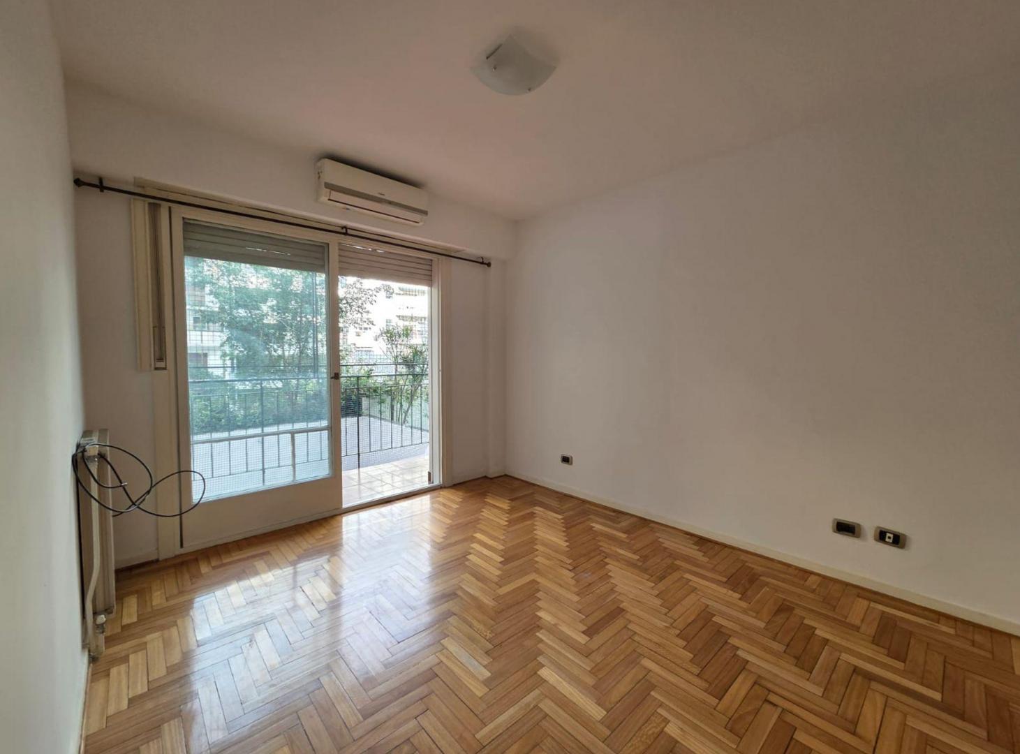 Foto de Alquiler depto 4 ambientes con balcón y cochera, imagen 5