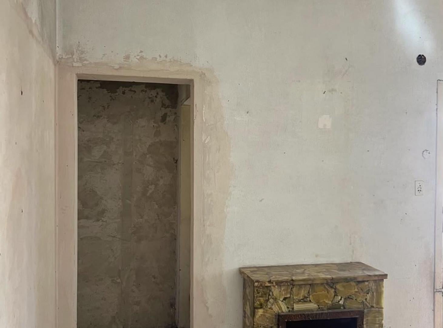 Foto de Casa en Venta a Refaccionar en Lanus c Lote propio, imagen 3