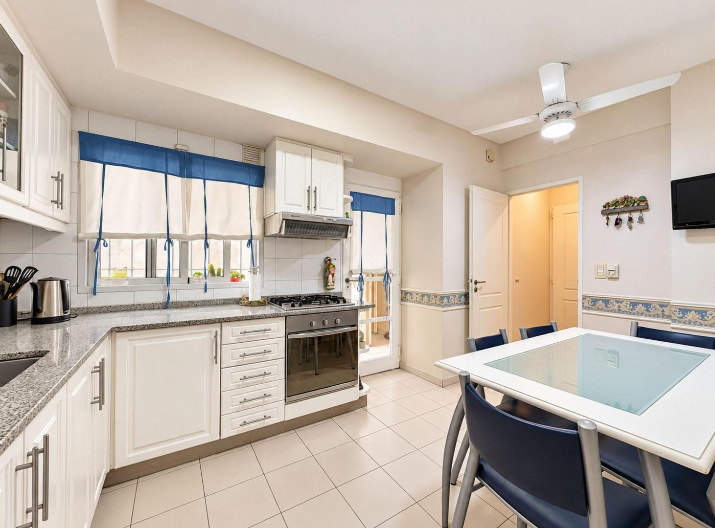 Foto de Venta 4 ambientes mas dependencia en Belgrano, imagen 4