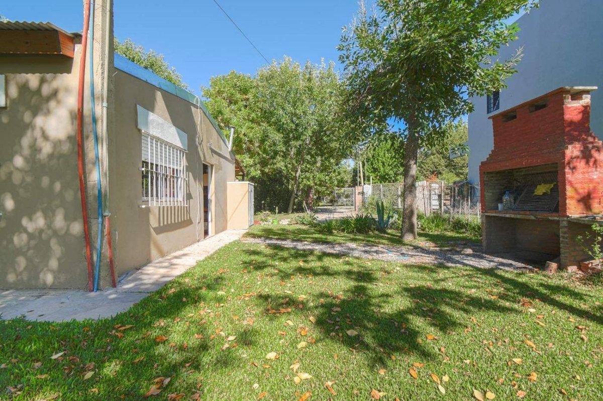 Foto de Casa 4 Amb - Venta Campana-Rio Lujan- Con Pileta, imagen 3