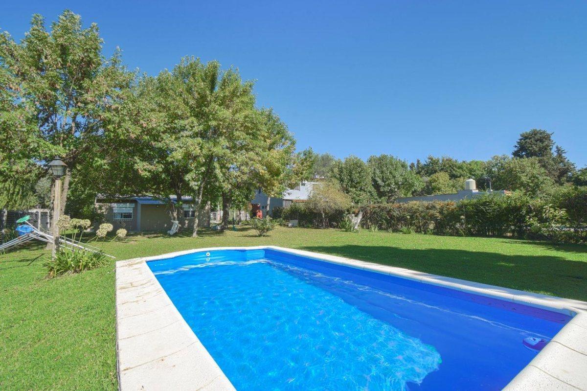 Foto de Casa 4 Amb - Venta Campana-Rio Lujan- Con Pileta, imagen 1
