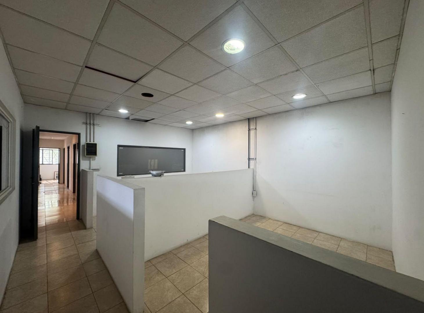 Foto de Galpon y oficinas en Alquiler en Florida, V. Lopez, imagen 1