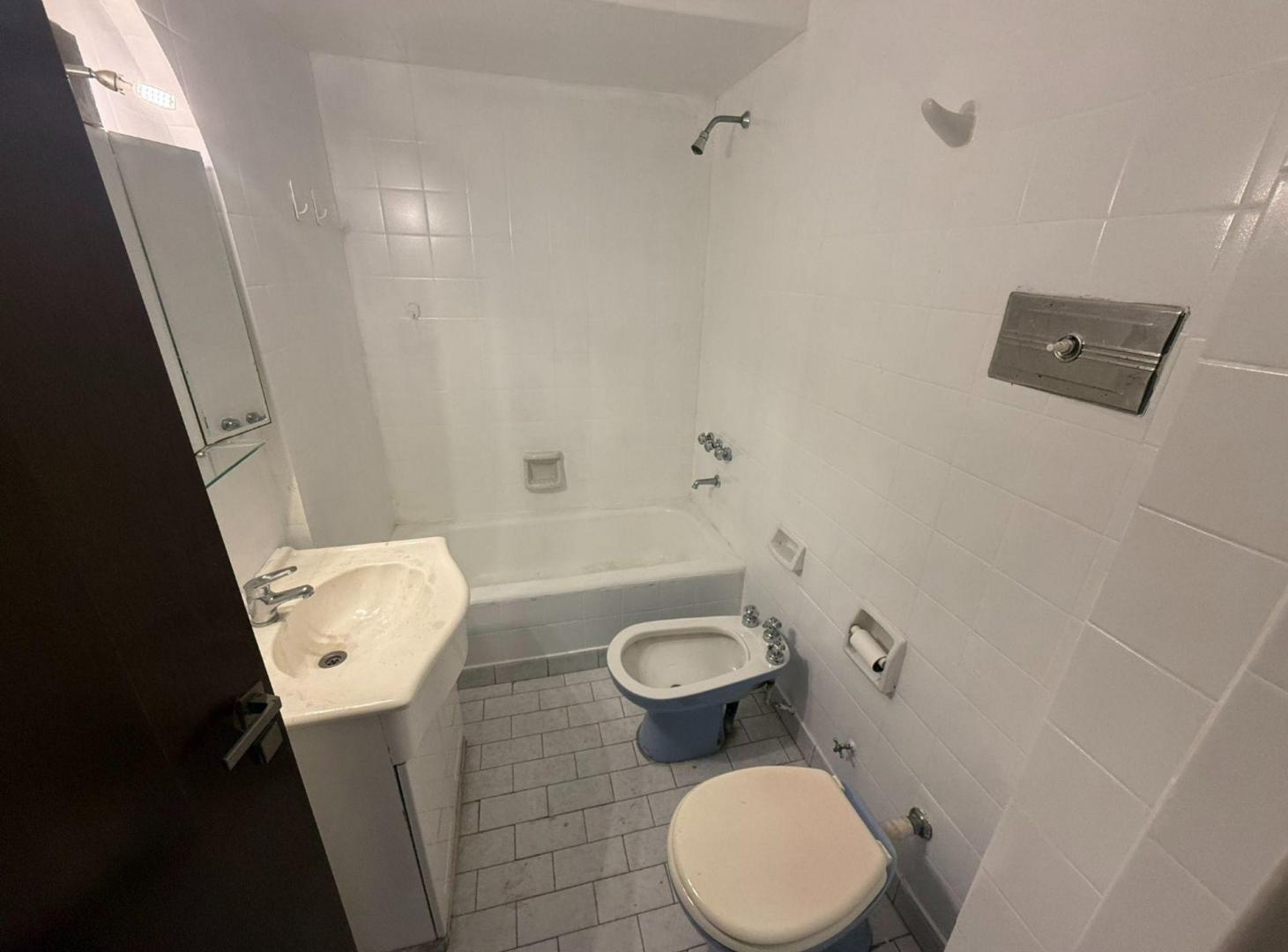 Foto de VENTA DEPTO 3 AMBIENTES C/DEPENDENCIA VILLA DEVOTO, imagen 4