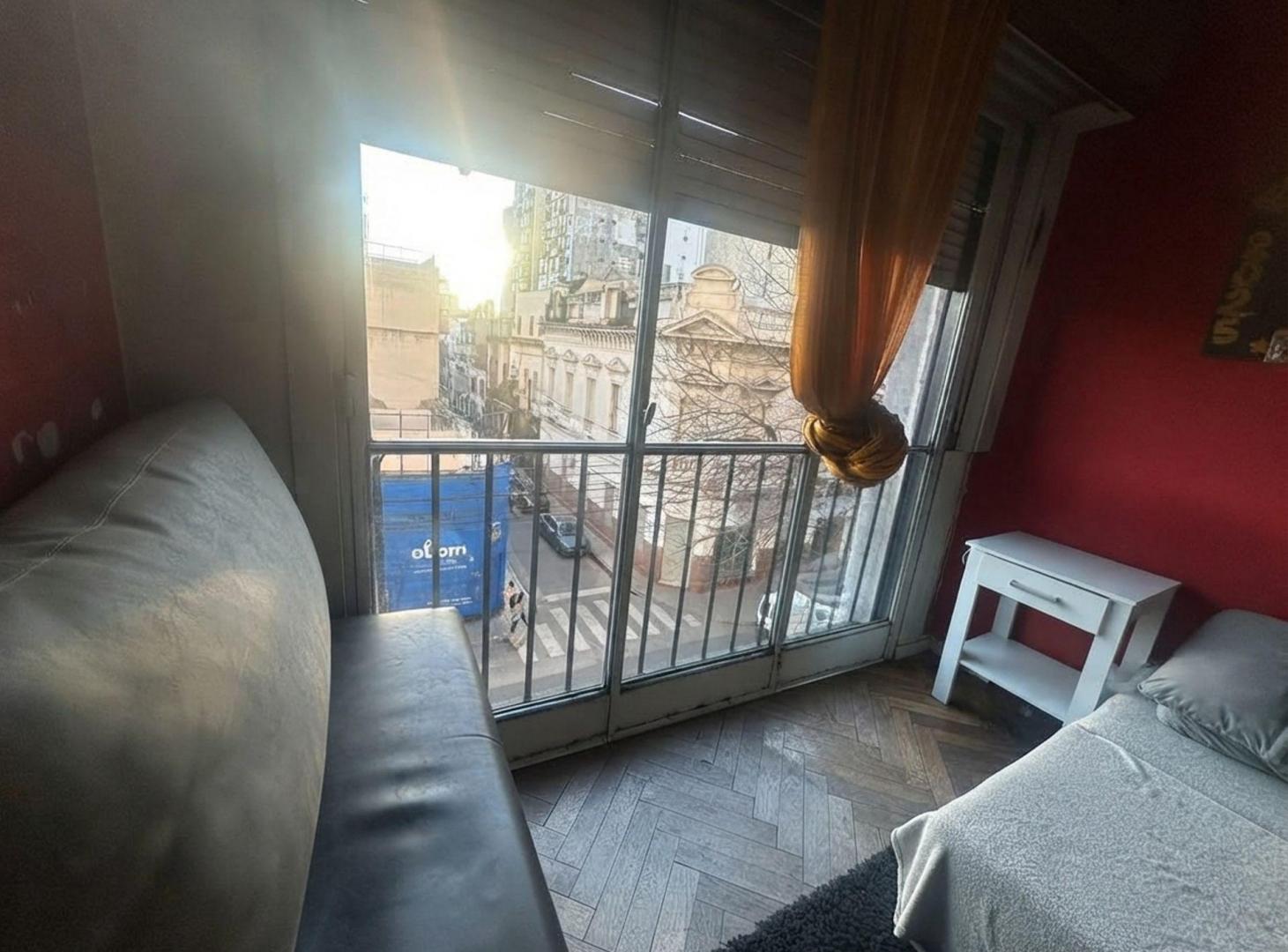 Foto de Venta Depto 2 ambientes con Balcon - Constitución, imagen 3