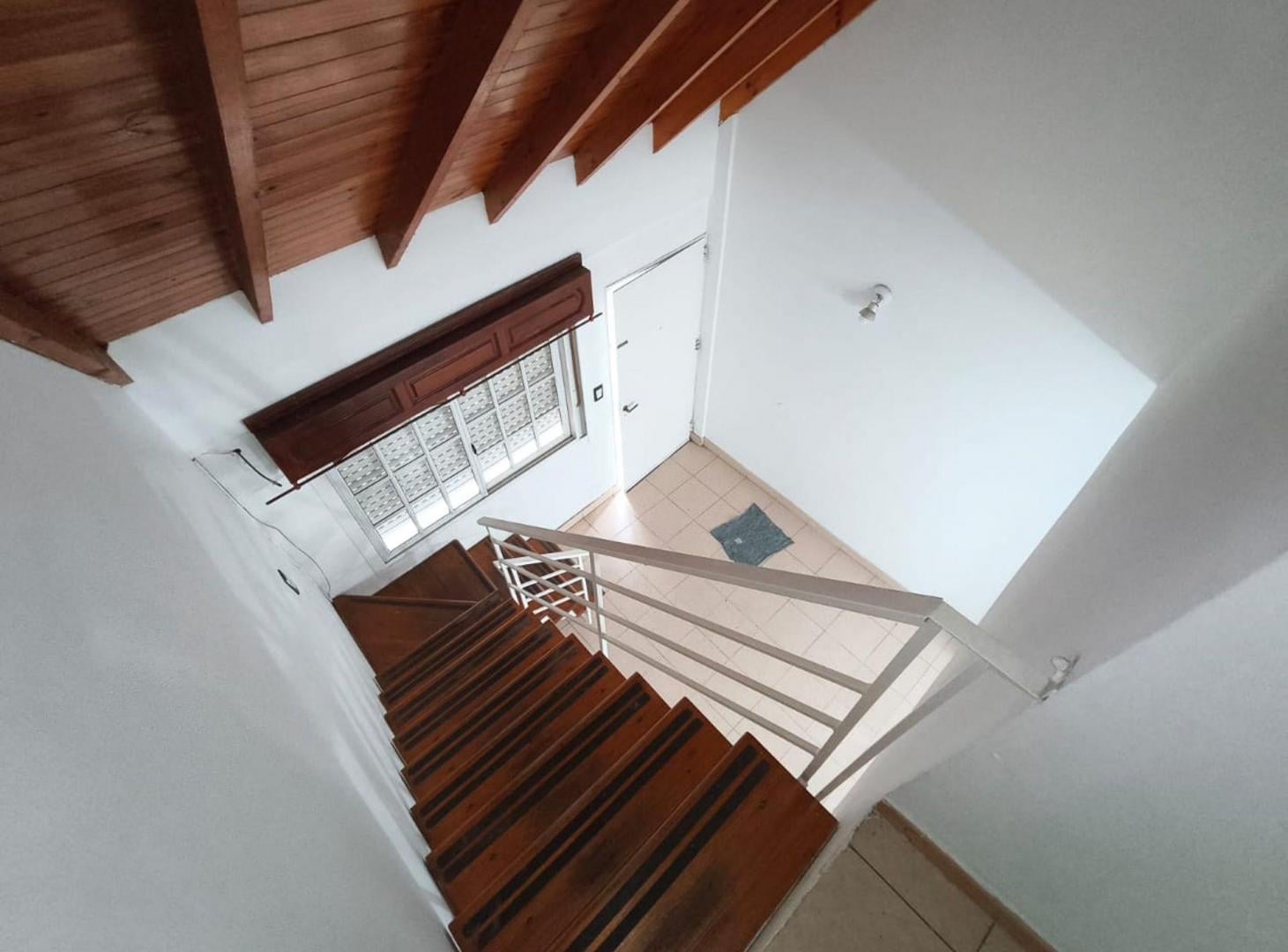 Foto de ALQUILER MODERNO CON LUZ NATURAL Y GRAN COMODIDAD, imagen 3