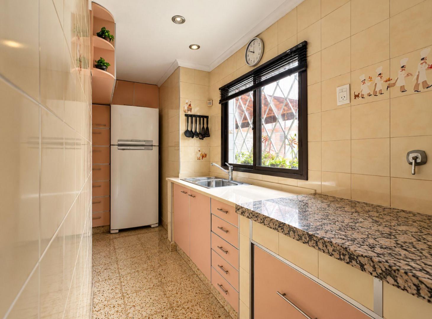 Foto de Casa 5 Ambientes Venta Banfield Parque y Quincho, imagen 4