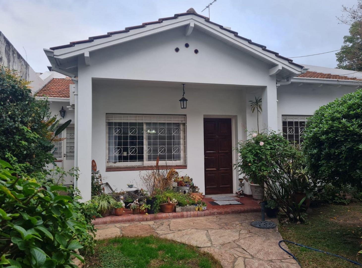 Foto de VENTA TERRENO 452 m2 OPORTUNIDAD INVERSORES OLIVOS, imagen 1