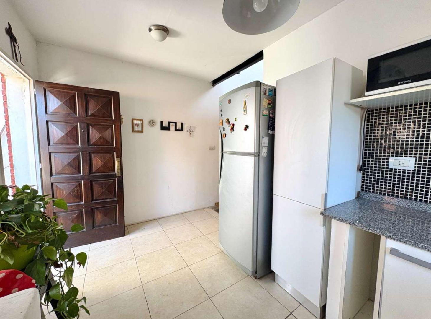 Foto de VENTA PH 2 AMBIENTES LUMINOSO - FLORIDA, imagen 2