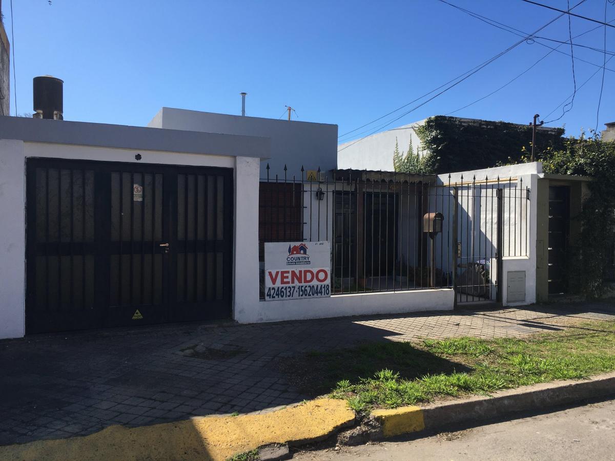 Sánchez de Bustamante 564 - Casa 3 dormitorios - Pileta - Quincho - Jardín