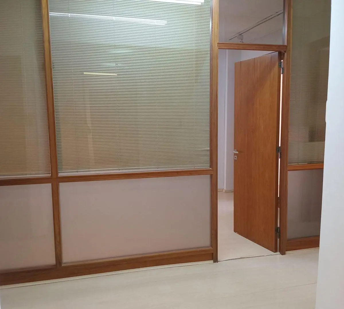 Cordoba 1365 - Oficina Comercial - 60mt2 - 3 privados 2