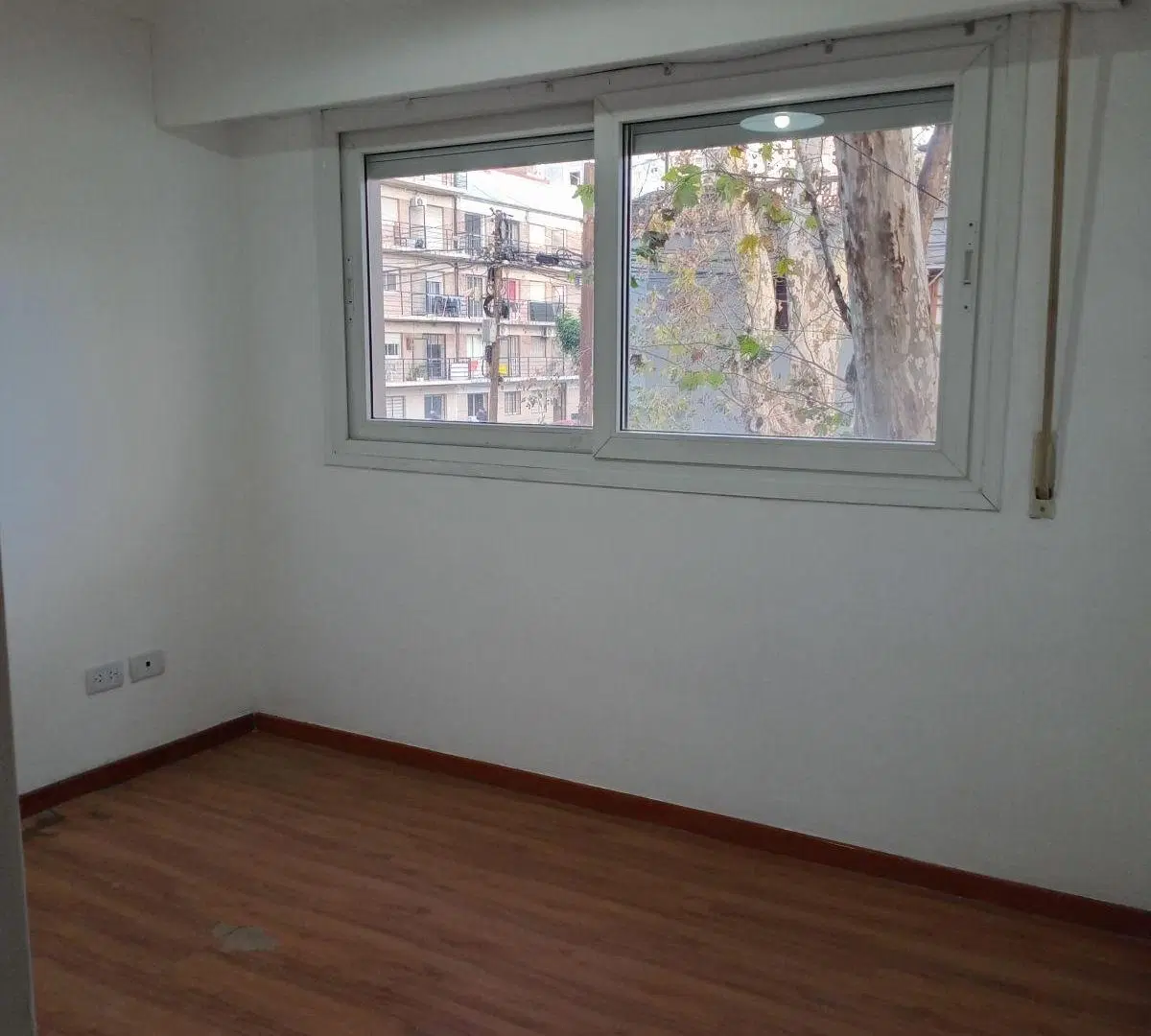 San Lorenzo 3212 - 1er. piso - de escalera - balcón frente 4