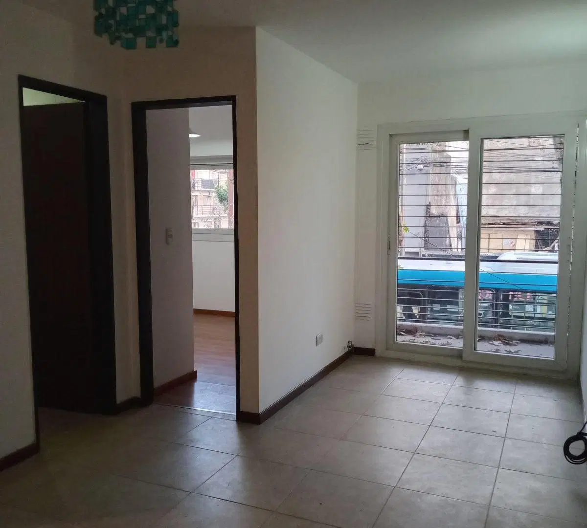 San Lorenzo 3212 - 1er. piso - de escalera - balcón frente 1
