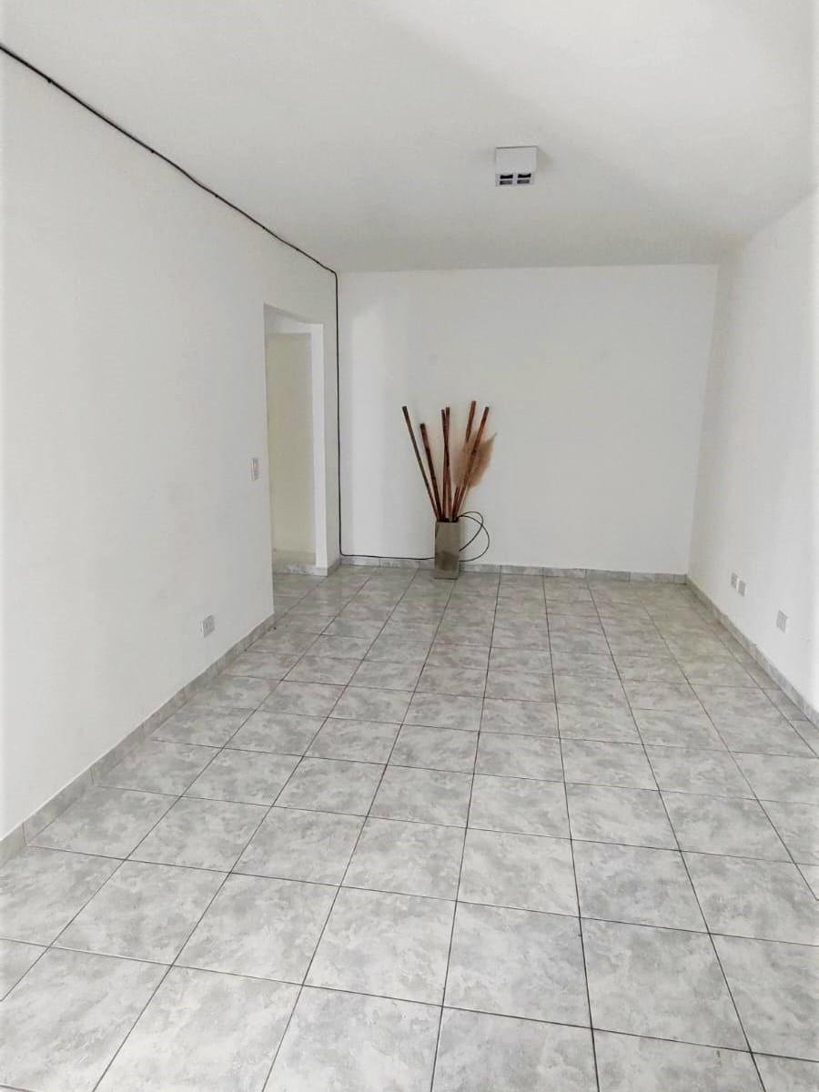 Venta Departamento de 2 Ambientes en Quilmes Centro 4