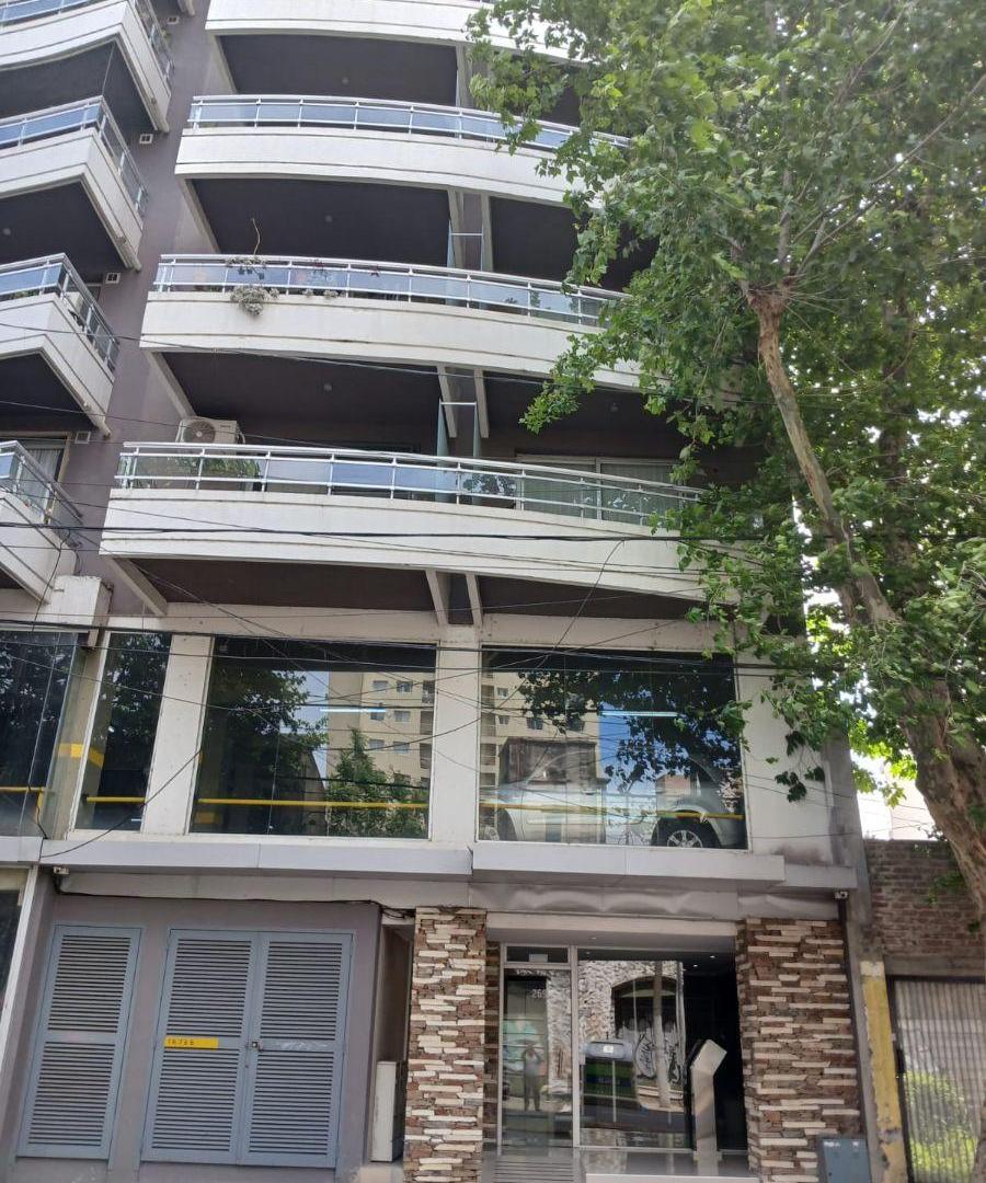 Foto de VENTA EN AVELLANEDA CENTRO DEPARTAMENTO DE 2 AMBIENTES, imagen 1