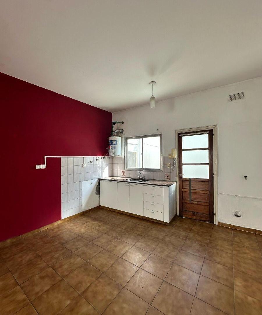Foto de VENTA EN WILDE PH DE 3 AMBIENTES, imagen 2
